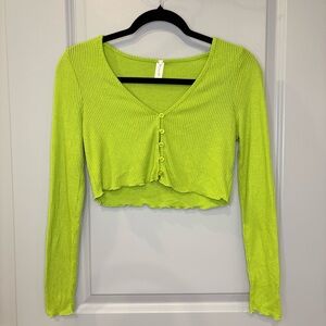 LA Hearts Pacsun Cropped & Ribbed Button Down Top with V-Neckline